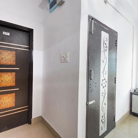 Oyo Flagship Mishika Homes Kalkutta Exterior foto
