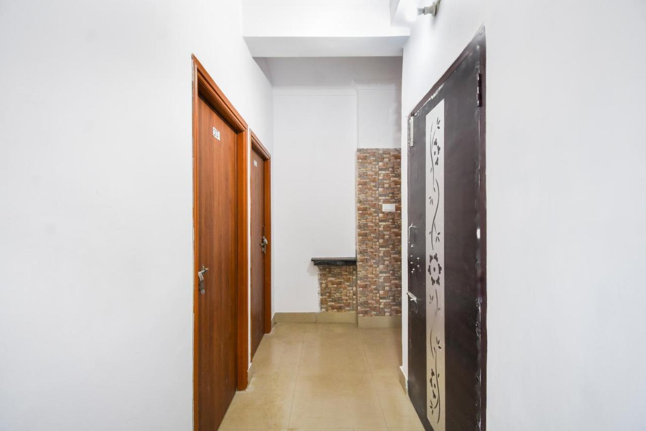 Oyo Flagship Mishika Homes Kalkutta Exterior foto